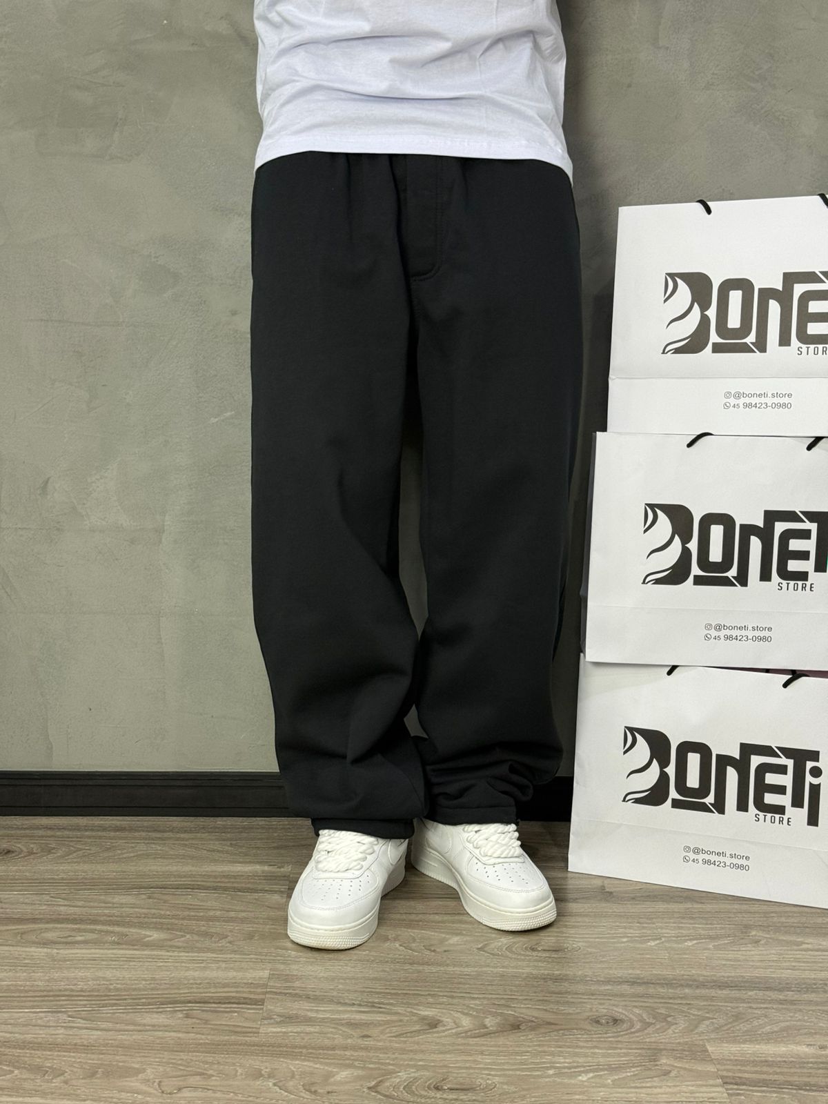 CALÇA BAGGY MOLETOM PRETA MJ