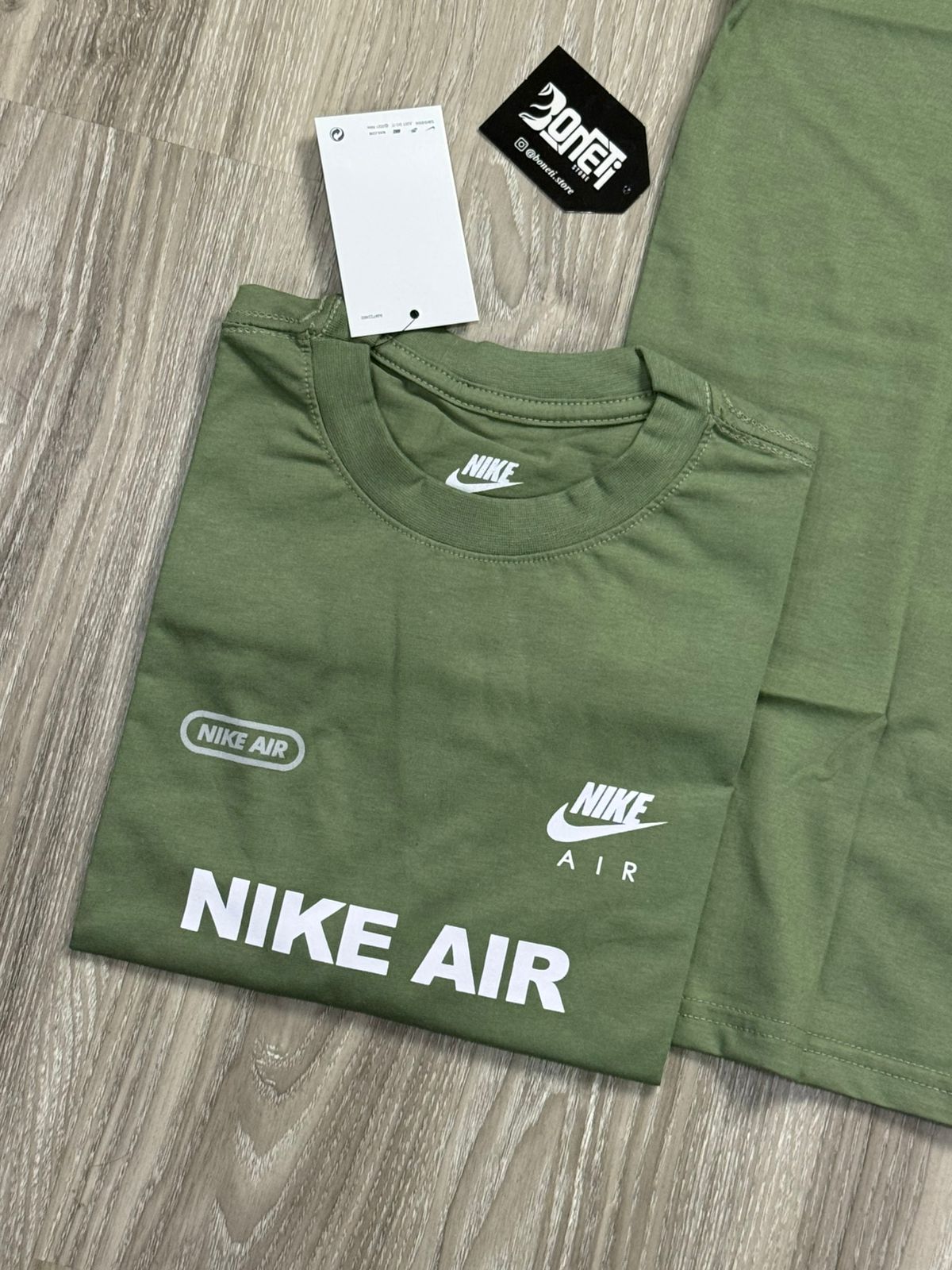 CAMISETA NK AIR FUTURA - VERDE MUSGO