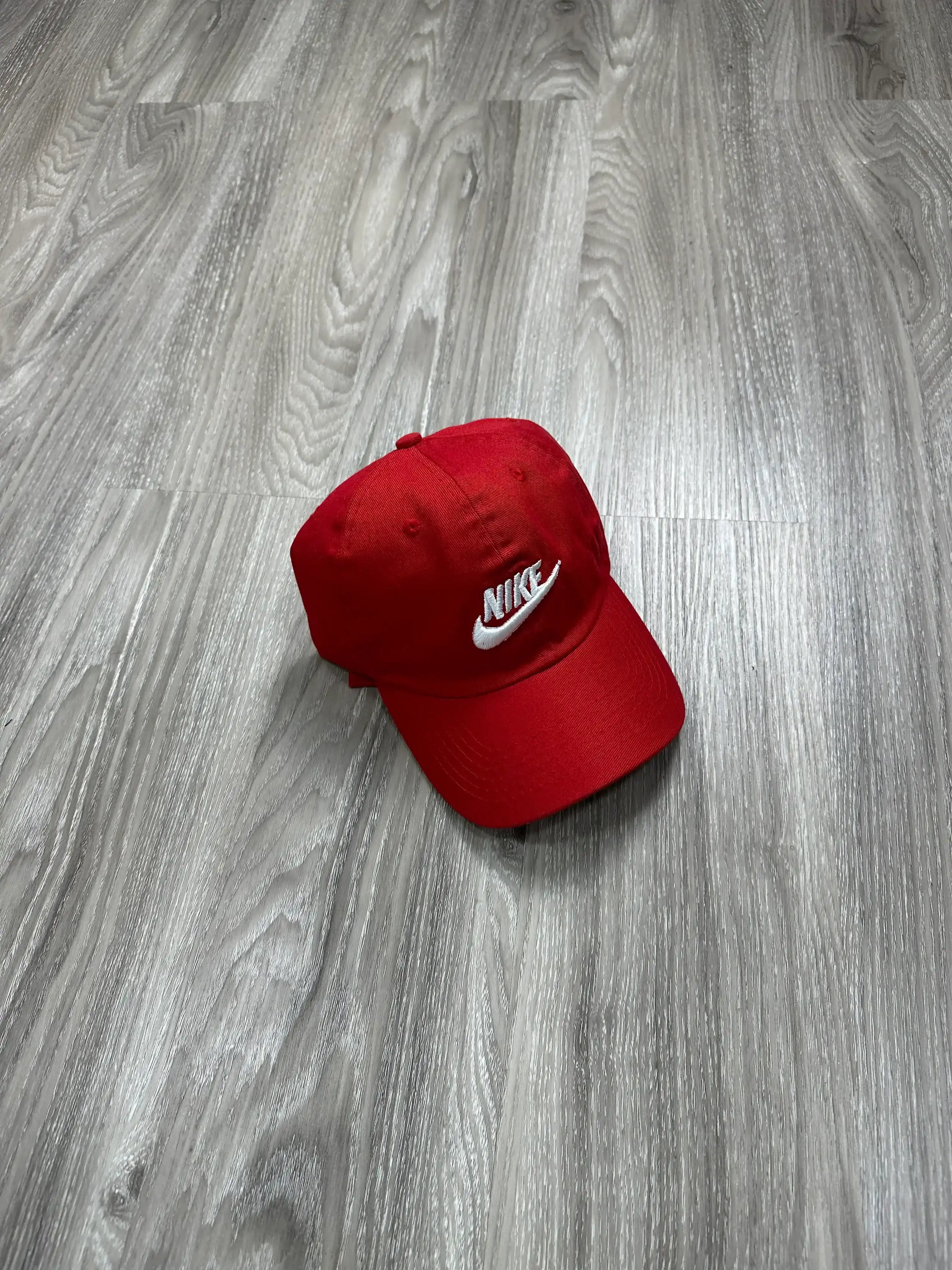 BONÉ NK H86 - VERMELHO/BRANCO